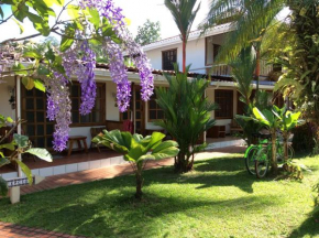 Hotel Cabinas Tropical